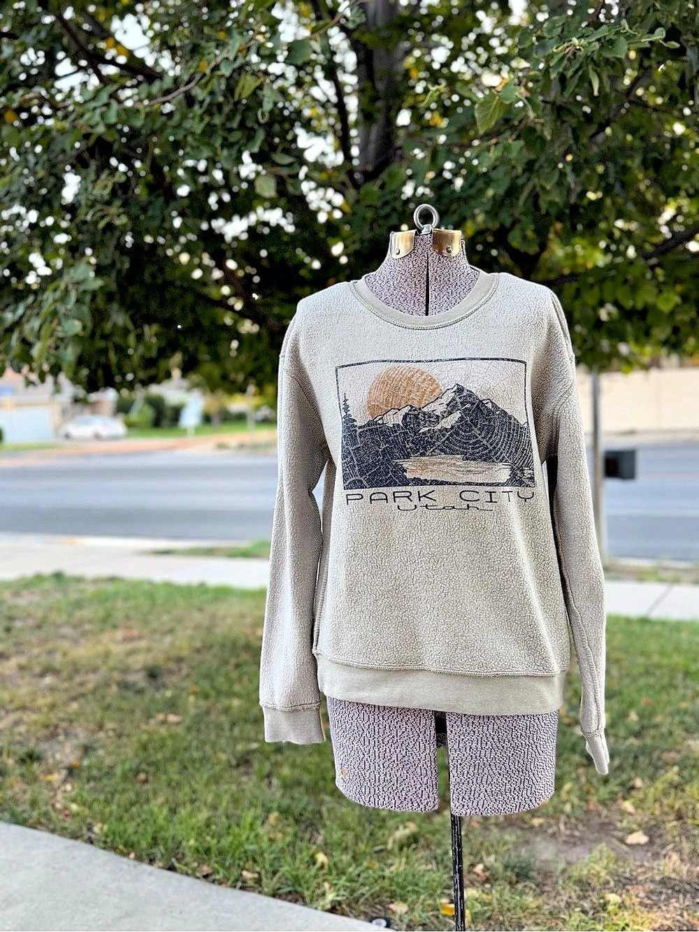 Prairie Mountain Authentic Vintage 1990s Resort Souvenir Park City Crewneck